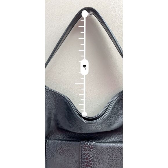 NWOT Olivia + Joy faux pebbled leather shoulder/hobo bag - Picture 8 of 10